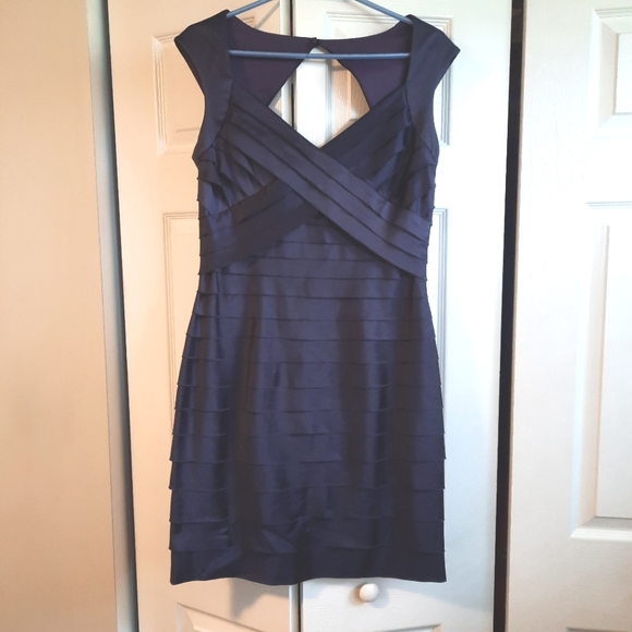 👾 EUC Jones New York Plum Bodycon Dress Sz 10 - Picture 1 of 4